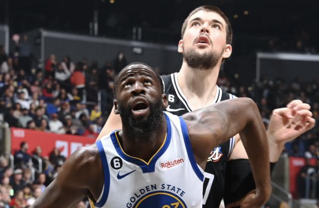 开云体育下载-放弃多线并行 勇士队是时候全力全倾专注当下