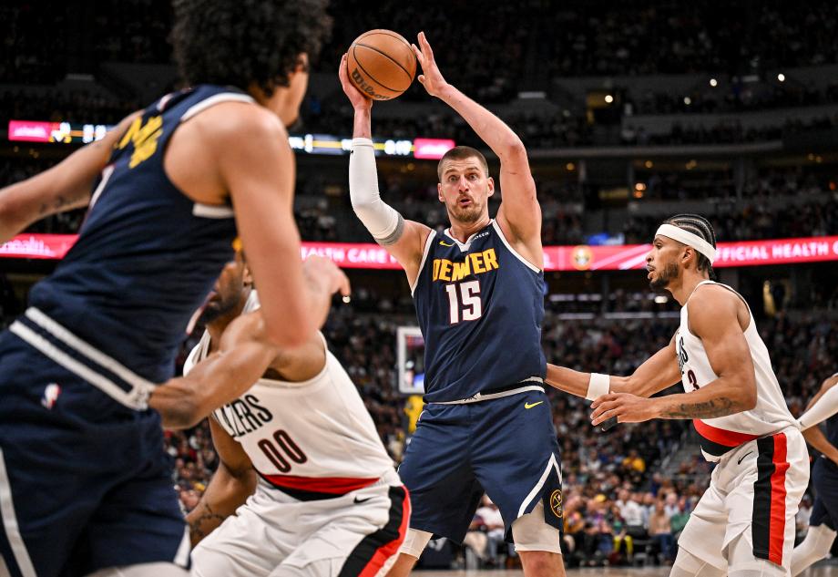 [图]约基奇35+14+13卡马拉30分 掘金加时险胜开拓者